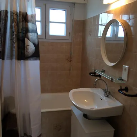 Maison Familiale Avec Piscine * Barbatre